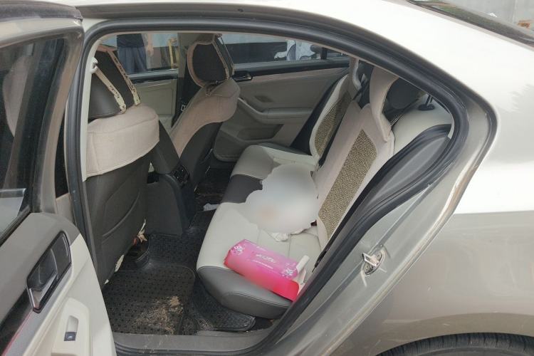 Used Volkswagen Sagitar 2015 1.6L Manual Comfort Model Left Rear Seat