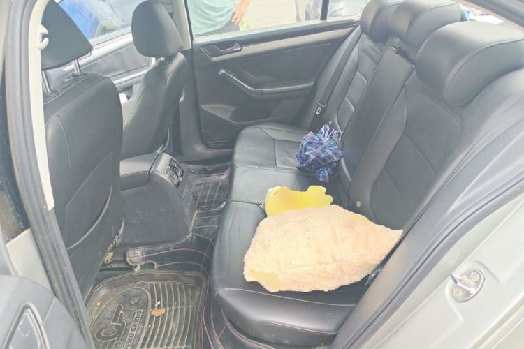 Used Volkswagen Sagitar 2015 1.6L Manual Comfort Model Left Rear Seat