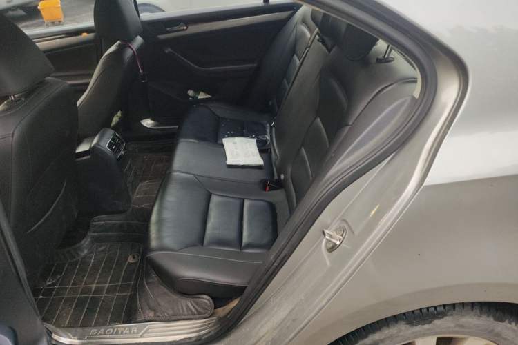 Used Volkswagen Sagitar 2015 1.6L Manual Comfort Model Left Rear Seat