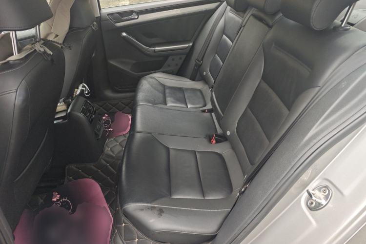 Used Volkswagen Sagitar 2015 230TSI Automatic Comfort Version Left Rear Seat