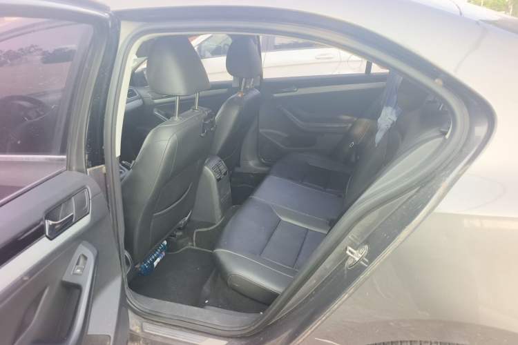 Used Volkswagen Sagitar 2015 1.6L Automatic Comfort Model Left Rear Seat
