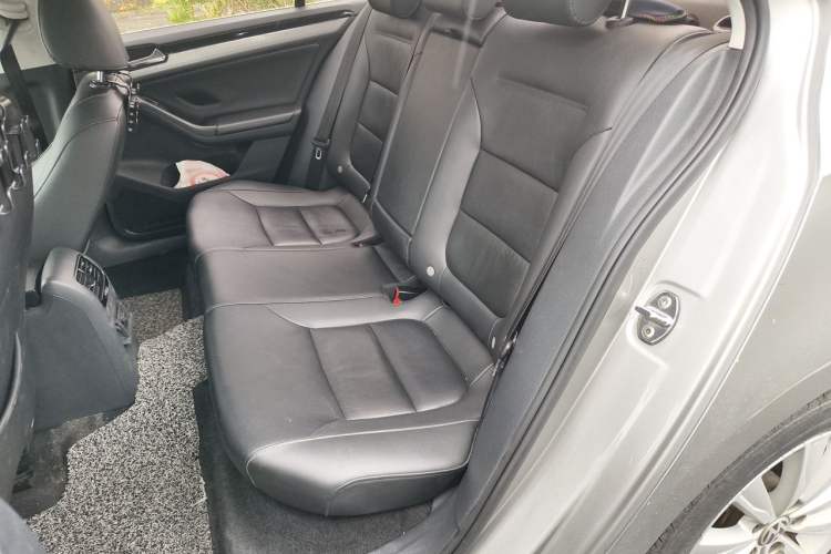 Used Volkswagen Sagitar 2015 230TSI Manual Comfort Version Left Rear Seat