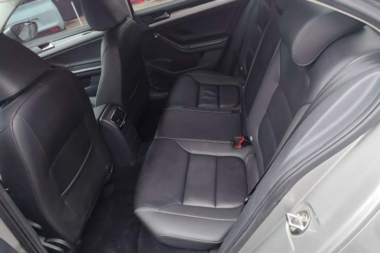 Used Volkswagen Sagitar 2015 1.6L Automatic Comfort Model Left Rear Seat