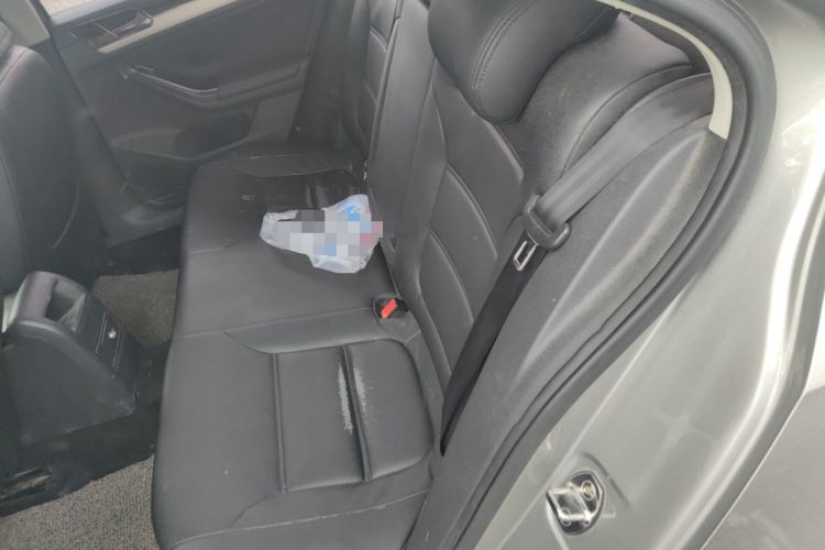 Used Volkswagen Sagitar 2015 1.6L Manual Fashion Edition Left Rear Seat