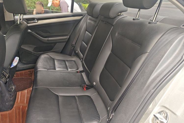 Used Volkswagen Sagitar 2015 1.6L Manual Comfort Model Left Rear Seat