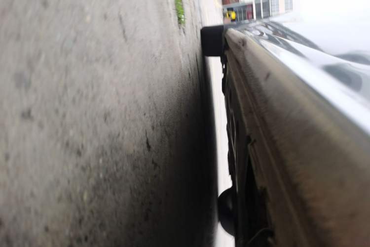 Used Volkswagen Sagitar 2015 1.6L Automatic Comfort Model Left Side Sill