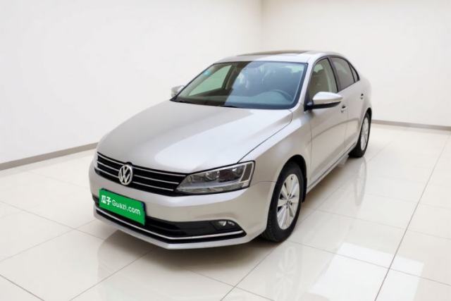 Used Volkswagen Sagitar 2015 1.6L Manual Comfort Model