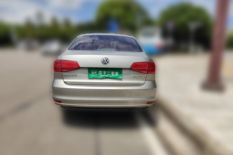 Used Volkswagen Sagitar 2015 1.6L Manual Comfort Model Rear