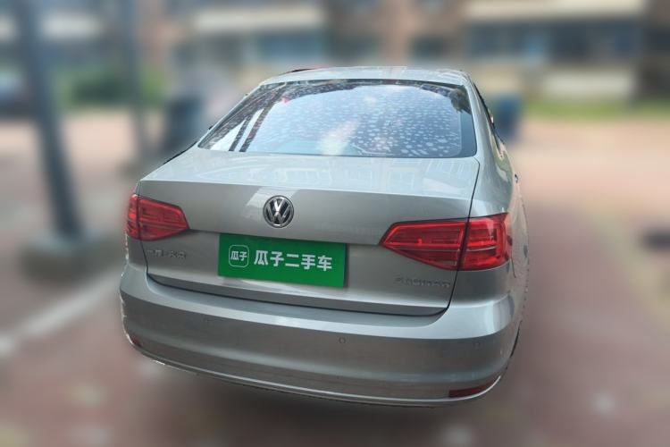 Used Volkswagen Sagitar 2015 1.6L Manual Comfort Model Rear