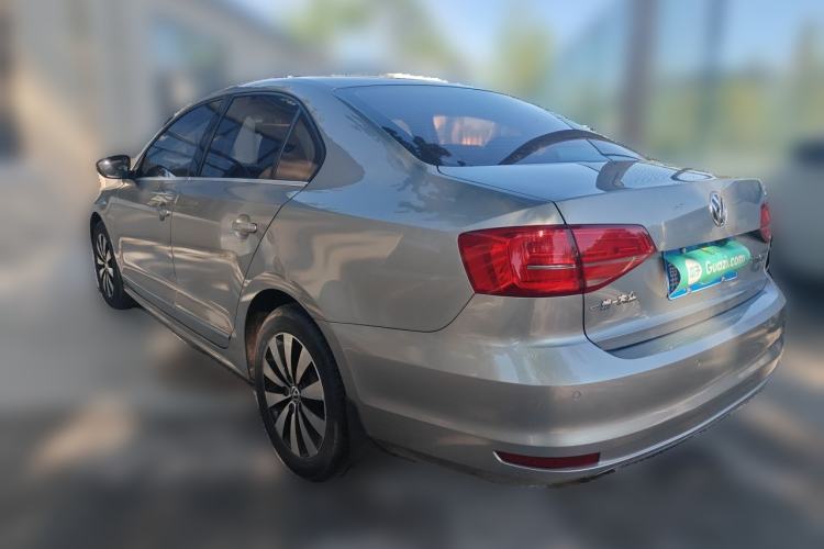 Used Volkswagen Sagitar 2015 230TSI Automatic Luxury Model Rear Left 45 Deg