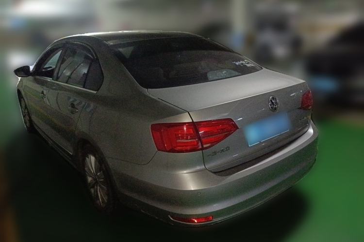 Used Volkswagen Sagitar 2015 1.6L Automatic Comfort Model Rear Left 45 Deg