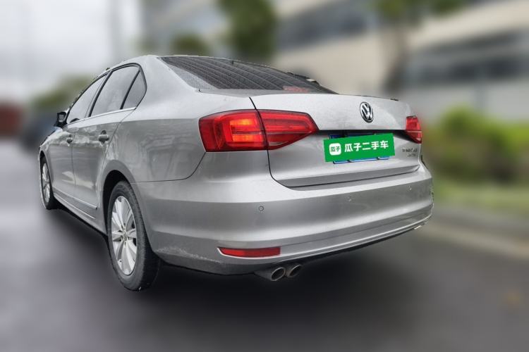 Used Volkswagen Sagitar 2015 230TSI Manual Comfort Version Rear Left 45 Deg