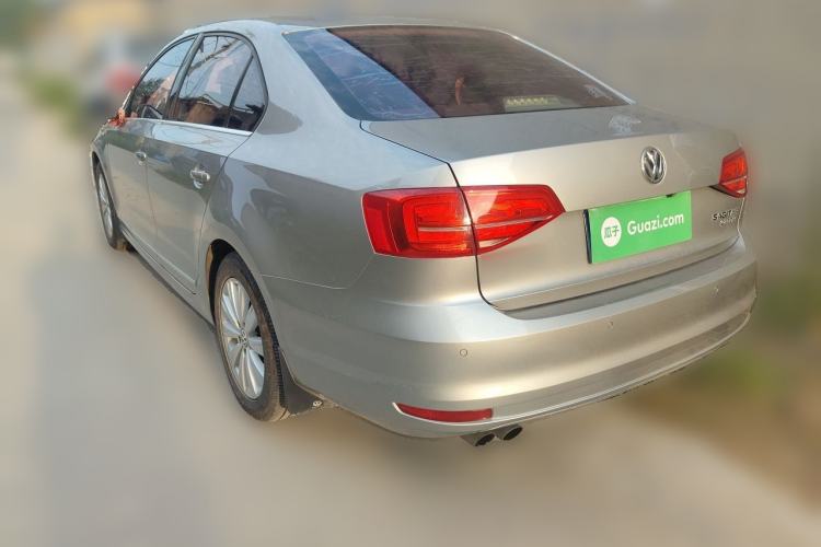 Used Volkswagen Sagitar 2015 230TSI Manual Comfort Version Rear Left 45 Deg
