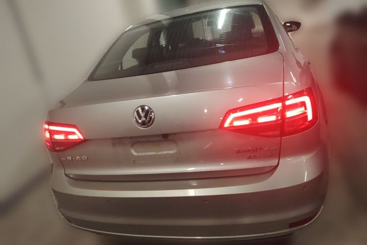 Used Volkswagen Sagitar 2015 230TSI Automatic Luxury Model Rear