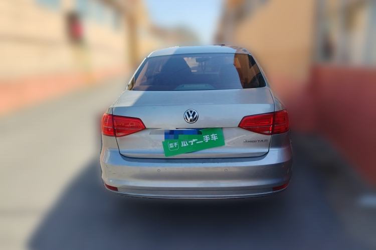 Used Volkswagen Sagitar 2015 1.6L Manual Comfort Model Rear