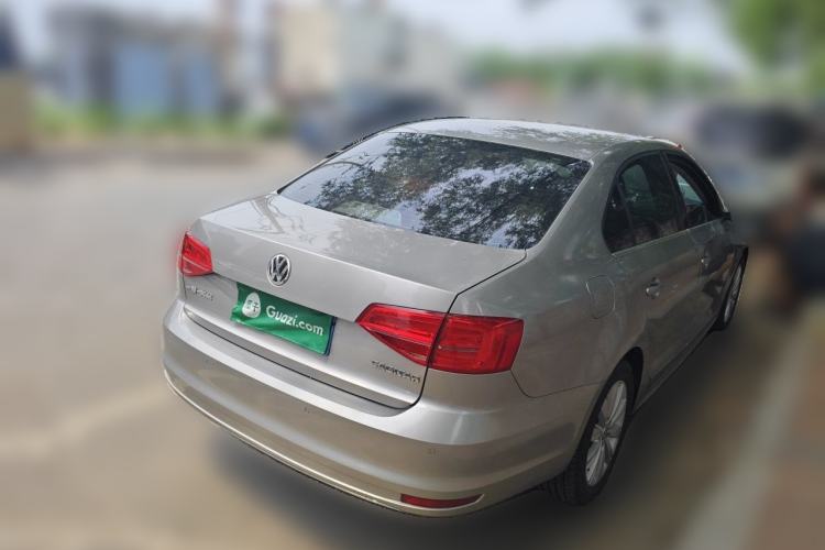Used Volkswagen Sagitar 2015 1.6L Automatic Comfort Model Rear Right 45 Deg
