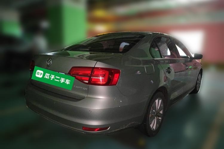 Used Volkswagen Sagitar 2015 1.6L Automatic Comfort Model Rear Right 45 Deg