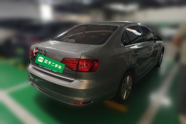 Used Volkswagen Sagitar 2015 230TSI Automatic Comfort Version Rear Right 45 Deg