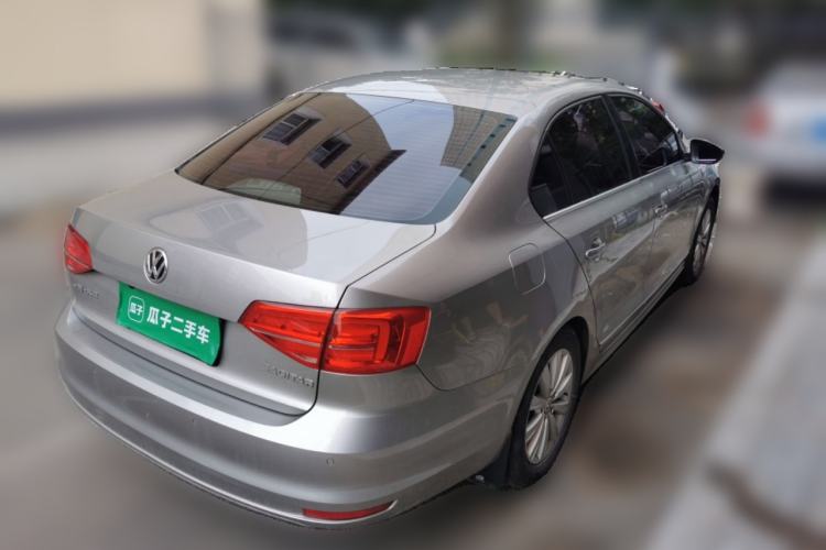 Used Volkswagen Sagitar 2015 1.6L Manual Comfort Model Rear Right 45 Deg