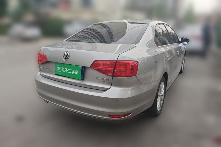 Used Volkswagen Sagitar 2015 230TSI Automatic Comfort Version Rear Right 45 Deg