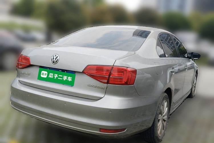 Used Volkswagen Sagitar 2015 1.6L Automatic Comfort Model Rear Right 45 Deg