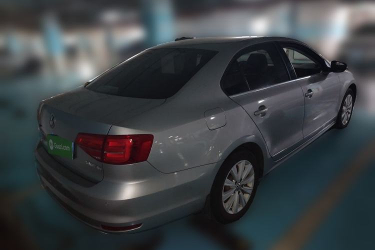 Used Volkswagen Sagitar 2015 1.6L Manual Comfort Model Rear Right 45 Deg