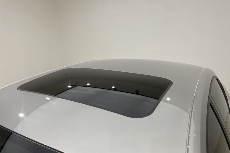 Used Volkswagen Sagitar 2015 1.6L Automatic Comfort Model Roof