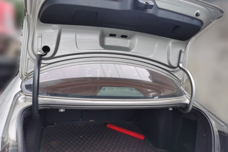 Used Volkswagen Sagitar 2015 1.6L Automatic Comfort Model Trunk