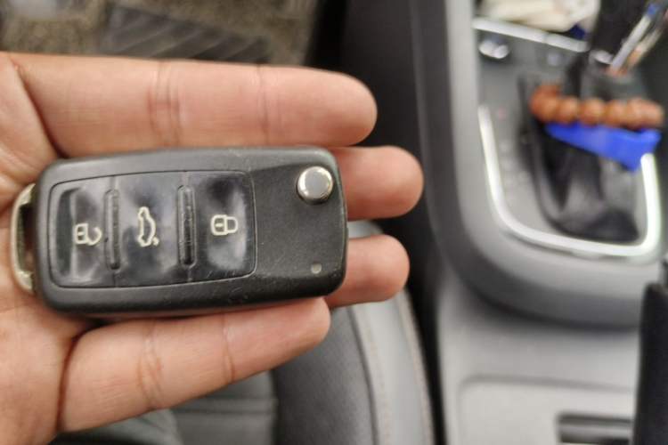 Used Volkswagen Sagitar 2015 280TSI Automatic Flagship Model Vehicle Key