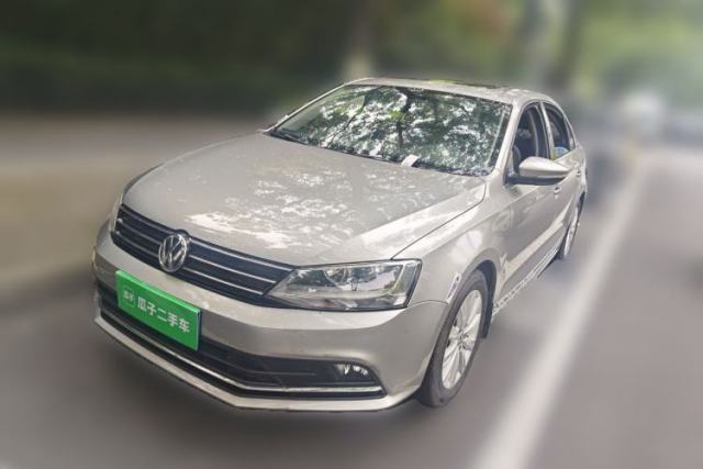 Used Volkswagen Sagitar 2015 1.6L Manual Comfort Model