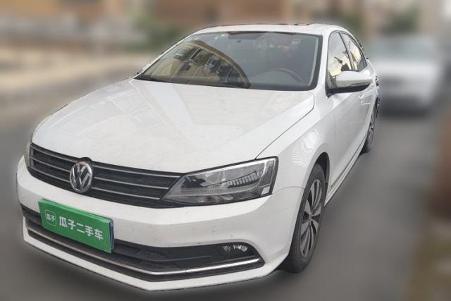 Used Volkswagen Sagitar 2015 230TSI Automatic Comfort Version