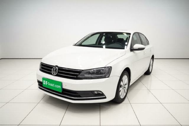 Volkswagen Sagitar 2015 1.6L Automatic Comfort Model usado