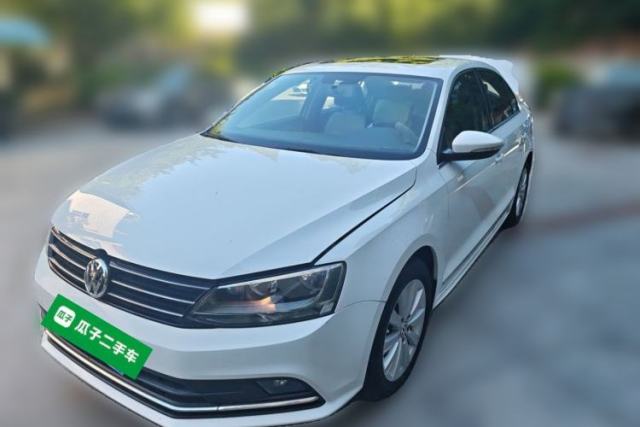 Used Volkswagen Sagitar 2015 230TSI Automatic Comfort Version