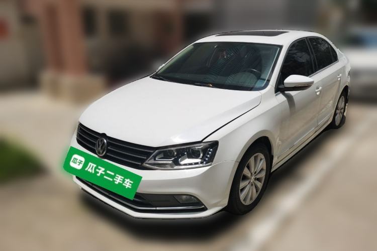 Used Volkswagen Sagitar 2015 1.6L Automatic Comfort Model Guazi used car, China used car export, Used car for sale, Used cars, Cheapest cars for sale