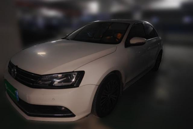 Used Volkswagen Sagitar 2015 230TSI Automatic Luxury Model