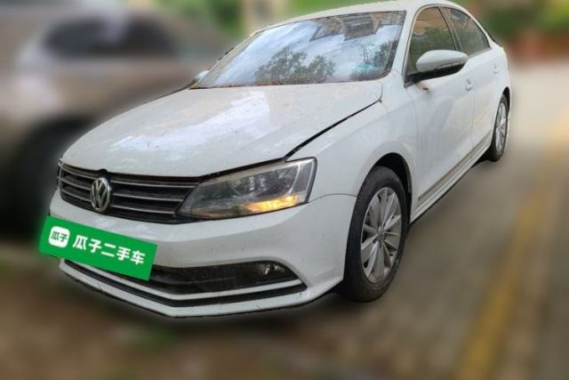 Used Volkswagen Sagitar 2015 1.6L Manual Fashion Edition