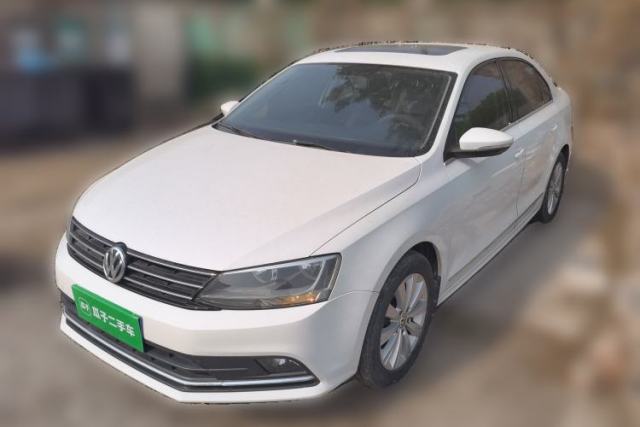 Used Volkswagen Sagitar 2015 230TSI Automatic Comfort Version
