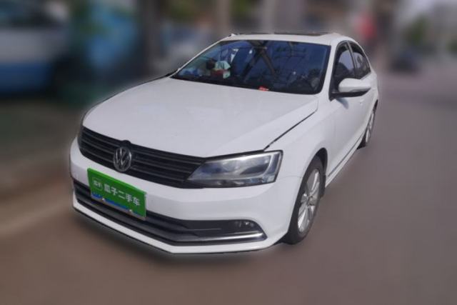 Used Volkswagen Sagitar 2015 230TSI Automatic Comfort Version