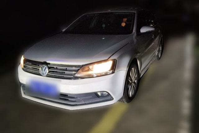 Ojetý Volkswagen Sagitar 2015 1.6L Automatic Comfort Model