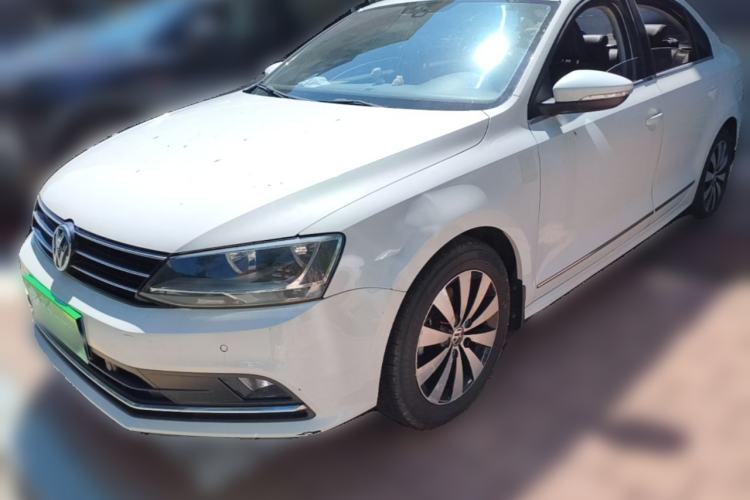 Used Volkswagen Sagitar 2015 230TSI Automatic Luxury Model Guazi used car, China used car export, Used car for sale, Used cars, Cheapest cars for sale