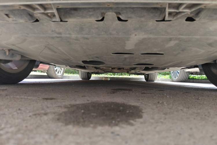 Used Volkswagen Sagitar 2015 230TSI Manual Comfort Version Chassis Front