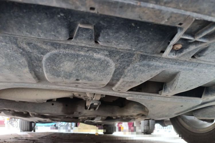Used Volkswagen Sagitar 2015 1.6L Manual Comfort Model Chassis Front
