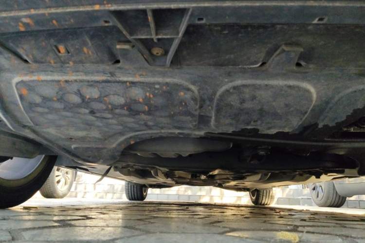 Used Volkswagen Sagitar 2015 230TSI Automatic Comfort Version Chassis Front