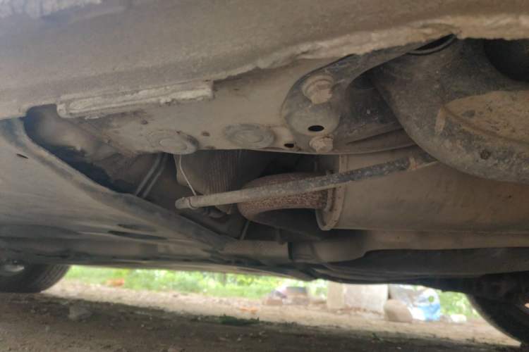 Used Volkswagen Sagitar 2015 1.6L Manual Comfort Model Chassis Front Left