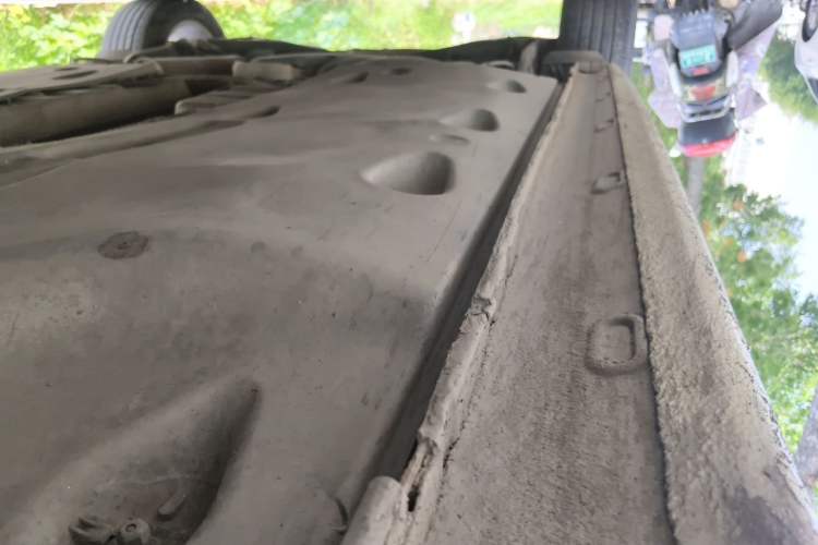 Used Volkswagen Sagitar 2015 1.6L Manual Comfort Model Chassis Front Right