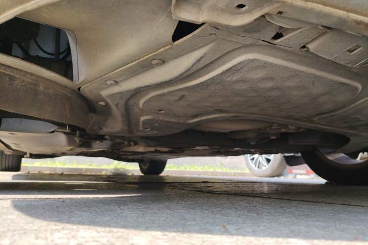 Used Volkswagen Sagitar 2015 1.6L Automatic Comfort Model Chassis Front Right