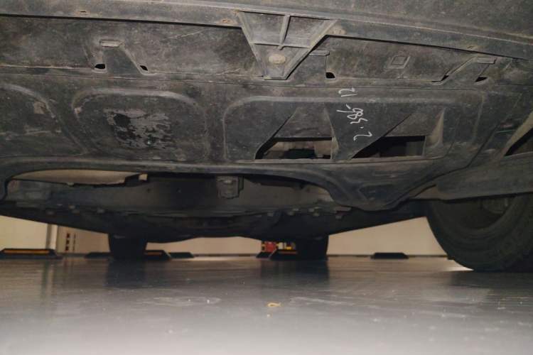 Used Volkswagen Sagitar 2015 1.6L Manual Comfort Model Chassis Front