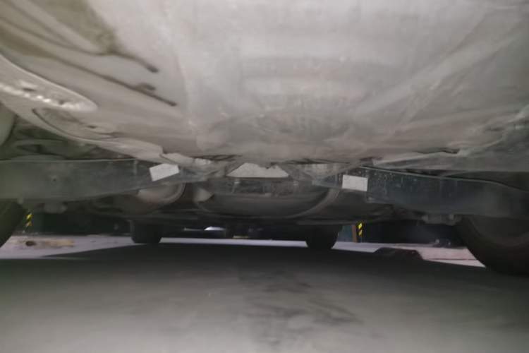 Used Volkswagen Sagitar 2015 1.6L Manual Fashion Edition Chassis Rear