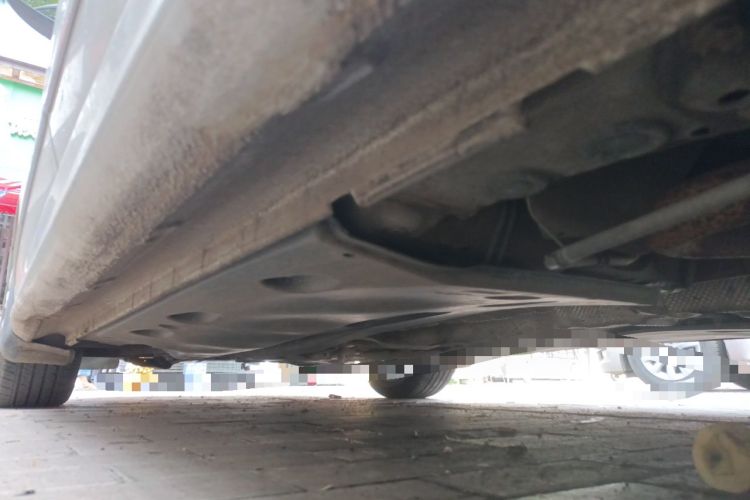 Used Volkswagen Sagitar 2015 1.6L Manual Comfort Model Chassis Rear Left