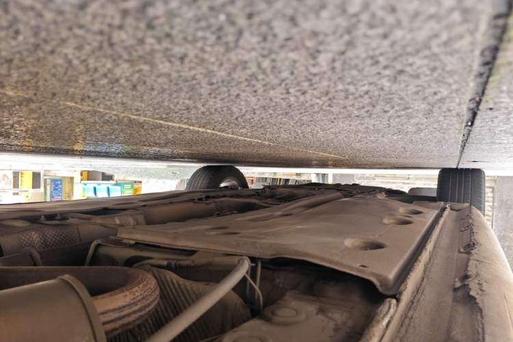 Used Volkswagen Sagitar 2015 1.6L Automatic Comfort Model Chassis Rear Left